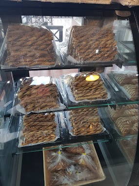 Bakeries Dhukiet, Author: اسماء با قاسي