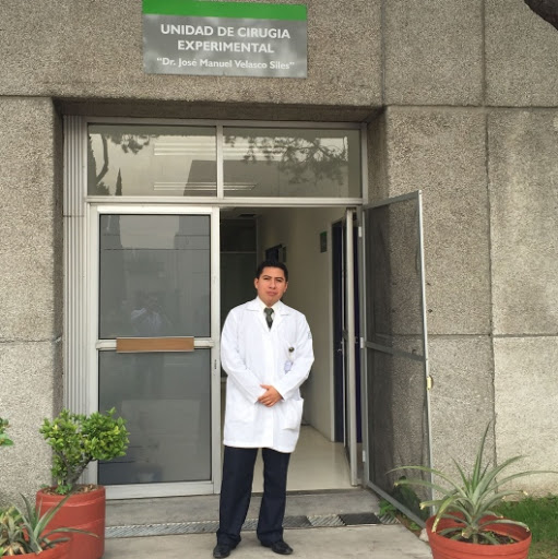 Dr. Christian Muñiz Jurado, Cirujano general - Thumbnail
