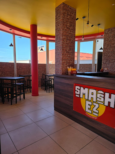 SmashEZ Burger, Bitonto