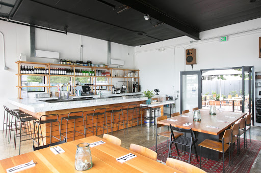 2145 EATS, Costa Mesa, CA