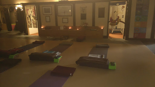 Heal This Land Yoga Studio - Thumbnail
