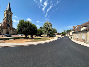 Photo n°4 de Thivent SAS - Agence Allier à Dompierre-sur-Besbre (Entreprise de VRD)