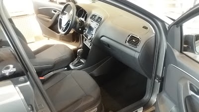 car-dealer