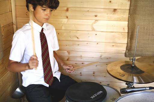 Al's Drum School - Visual
