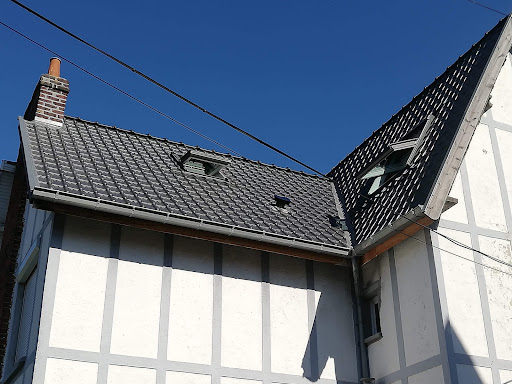 Photo de HM - RÉNOVATION - ÉLAGAGE à Faches-Thumesnil (59155)