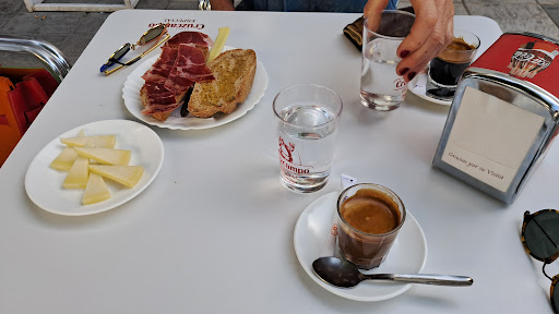 Bodegon Gallito - Thumbnail