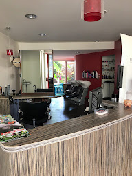 Photo n°3 de Salon Amb'ely coiffure Champtoceaux à Orée d'Anjou (Salon de coiffure)