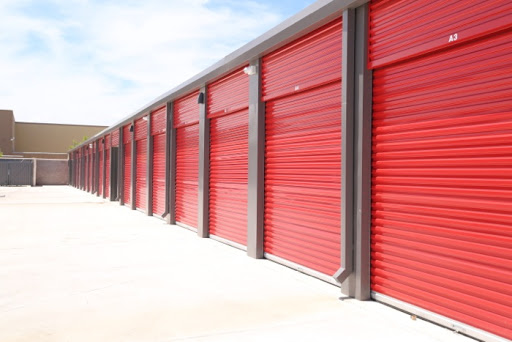 Lucas Storage - Visual