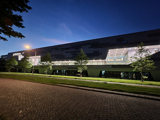 Dr. Nassau College Quintus
