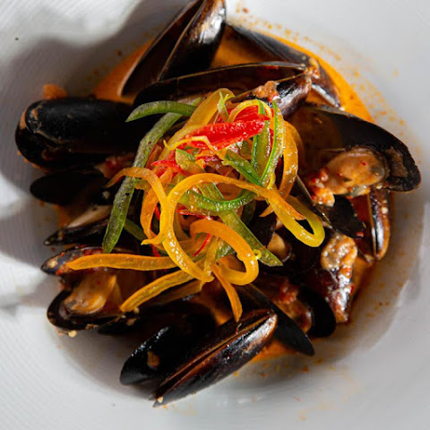 ZOI Restaurant & Lounge by null