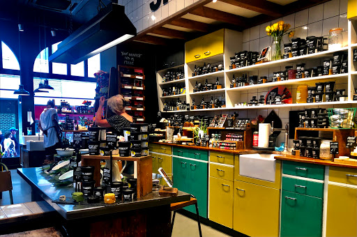 Lush Cosmetics Bournemouth - Thumbnail