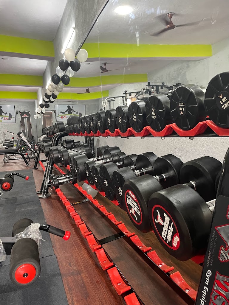 Crossfit24 Unisex Gym