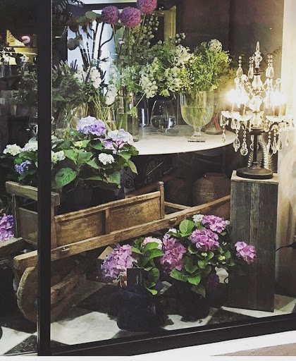 Flowers on Tedder - Thumbnail