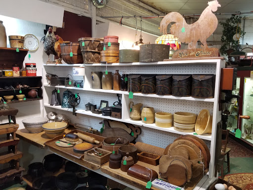 Yellow Garage Antiques - Thumbnail