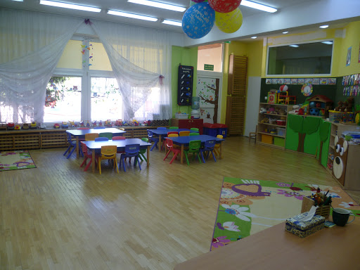 Przedszkole nr 126 „Zaczarowane Podwórko”