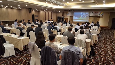 Photos of Hotel International