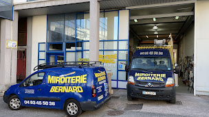 Photo n°3 de Miroiterie Bernard à Le Cannet (Vitrier)