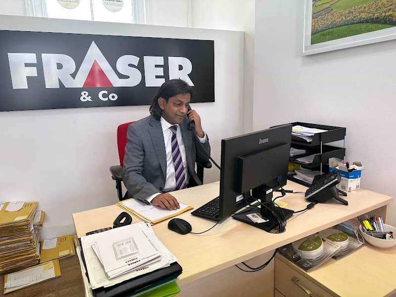 Fraser & Co Kew Bridge & Brentford Estate Agents photo 3