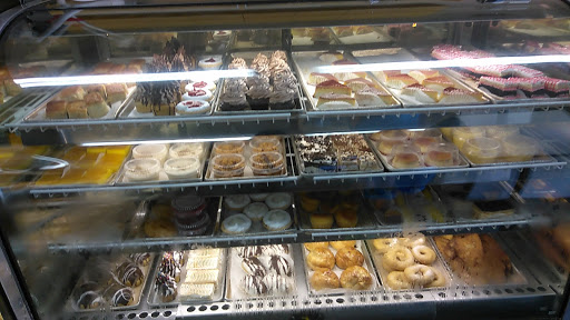 Ampy Bakery