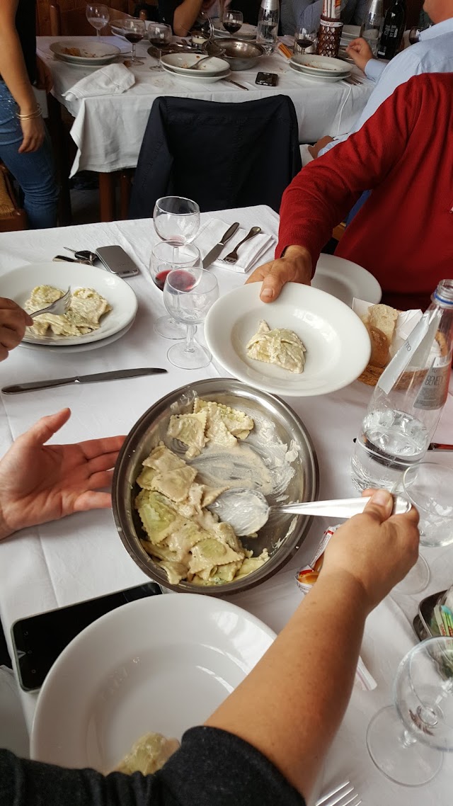 Albergo Ristorante Pizzeria " da Gianni "