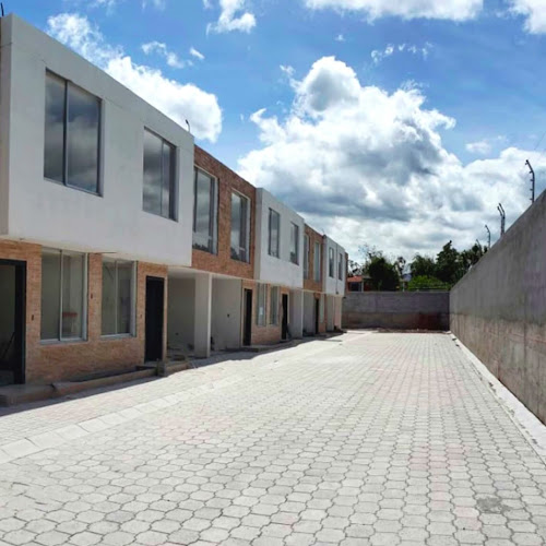 Opiniones de Savec y Asociados Constructora e Inmobiliaria en Quito - Agencia inmobiliaria