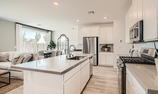 Sasha Shavit, Las Vegas REALTOR | Shavit Group - Century 21 Gavish - Thumbnail