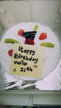 It's My Cake, Author: Azyyati Ishmah