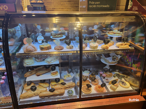 Starbucks Tepic Shopping Center Gallery - Mexico