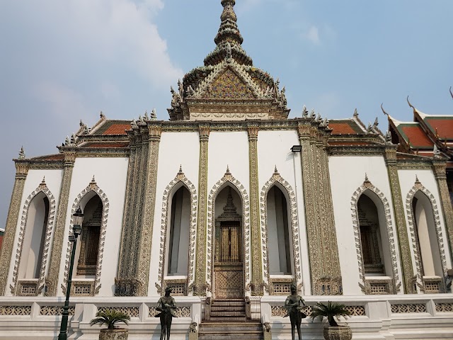 Temple of the Emerald Buddha