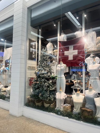 Brandy Melville - Bondi Junction - Thumbnail