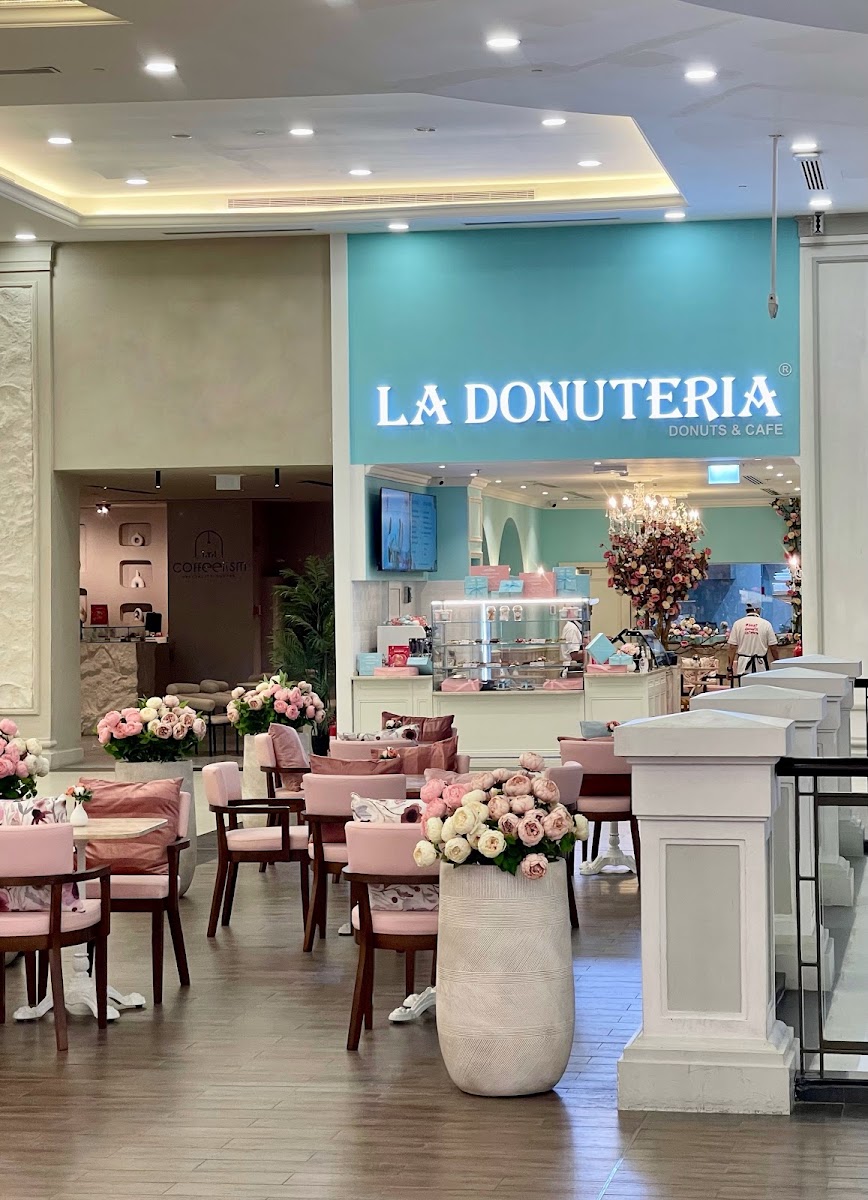 La Donuteria Abu Dhabi — photo 1