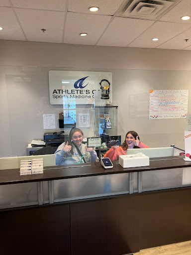 Athlete's Care Sports Medicine Centres - Ottawa, Merivale - Thumbnail