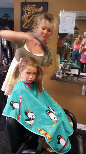 Triangles Salon & Tan - Thumbnail