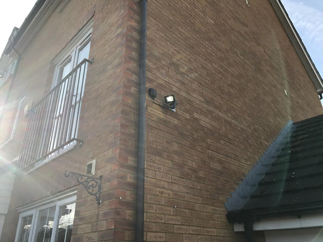 Voltage Electrical Services (UK) Ltd - Electrician