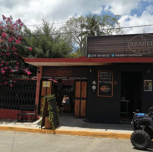 Asadero Leños y Carbón