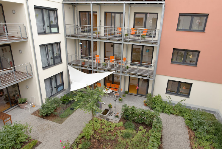 Diakonis - Senior Center Elizabeth Street