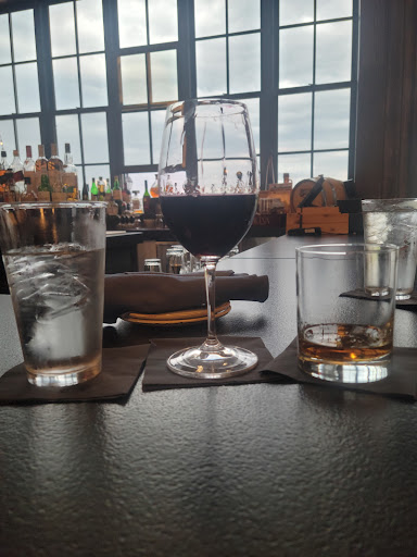 The Mammoth Bar & Lounge - Thumbnail