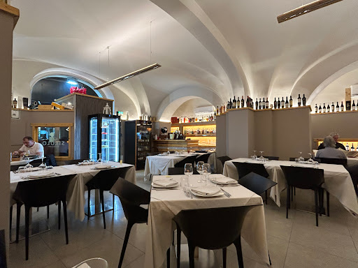 Sikulo Restaurant - Visual