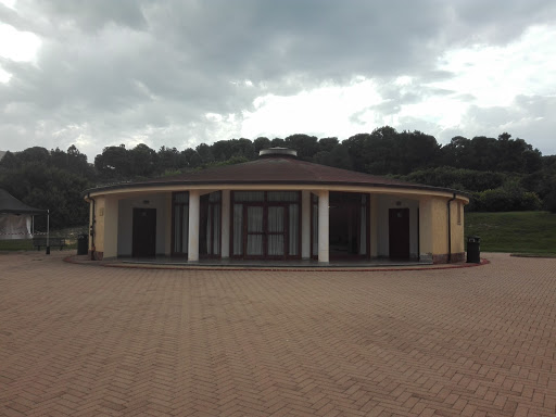 Sala di Preghiera interreligiosa مسجد