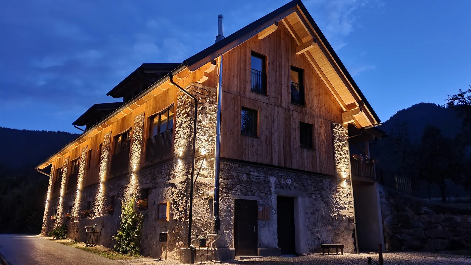 Nest Lodge