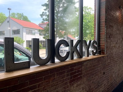 Lucky’s Barbershop