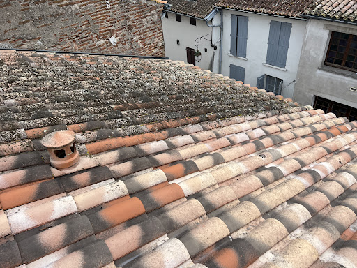 Photo de HN Couverture couvreur 47 à Saint-Sylvestre-sur-Lot (47140)