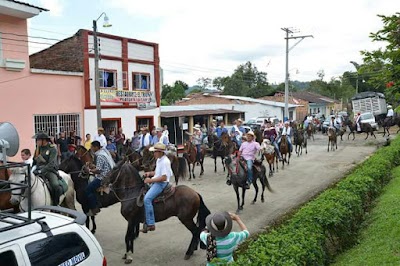 Photos of Placa huella pasuncha