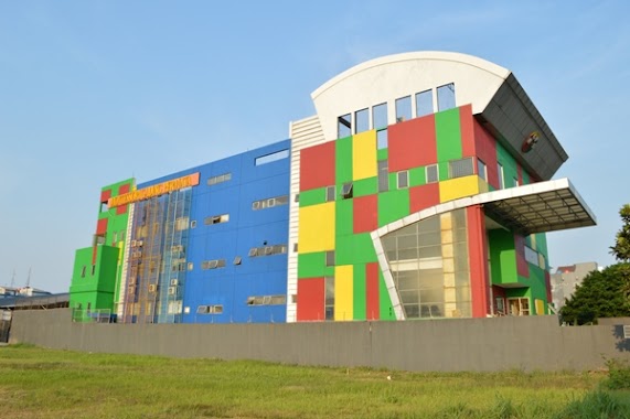 Montessori Gading Permata School, Author: romy romeo