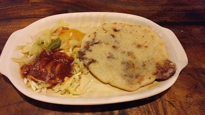 Photos of Al Paseo Ricas Pupusas