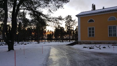 Photos of Maaningan kirkko