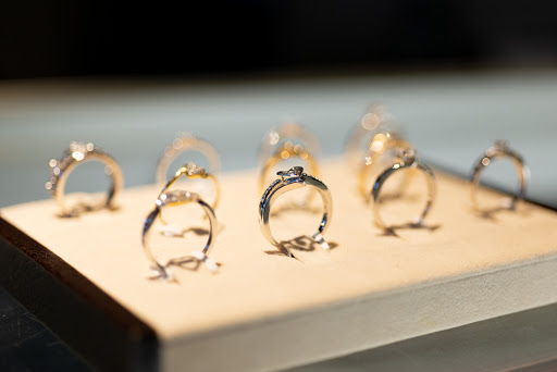 The Jeweler's Box - Thumbnail
