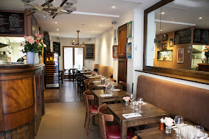 Photo n°54 de Restaurant L'Insoumise à Paris (Restaurant français)