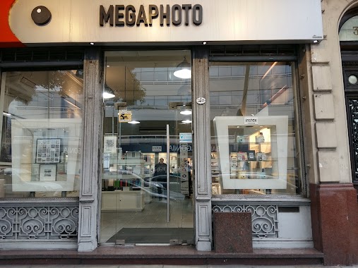 Megaphoto, Author: Megaphoto