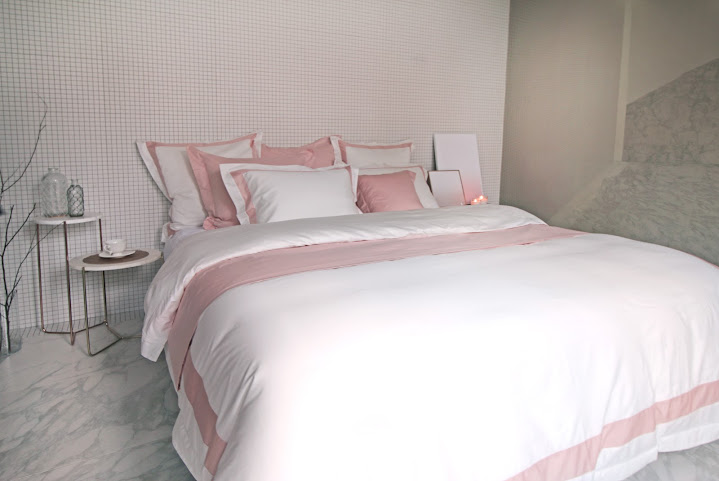 Crown Goose Boutique Store by null